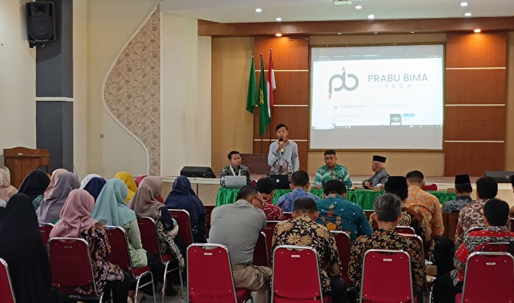 Sosialisasi BSP di Gedung Dakwah Muhammadiyah Banyumas Membawa Revolusi Digital dalam Pembayaran Pendidikan